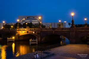 Berlin: Kanzleramt am späten Abend