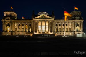Berlin: Reichstag bei Nacht