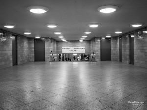 Festbrennweiten: U-Bahnhof Alexanderplatz