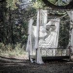 Beelitz-Heilstätten: Ein Bett im ... äh, Wald?