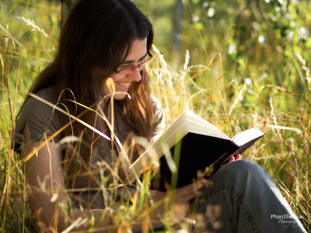 Portrait mit Buch