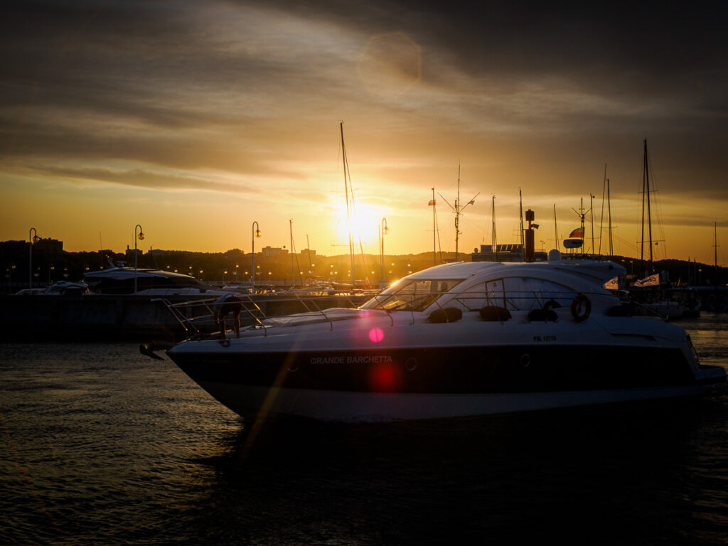 Fahrt in den Sonnenuntergang